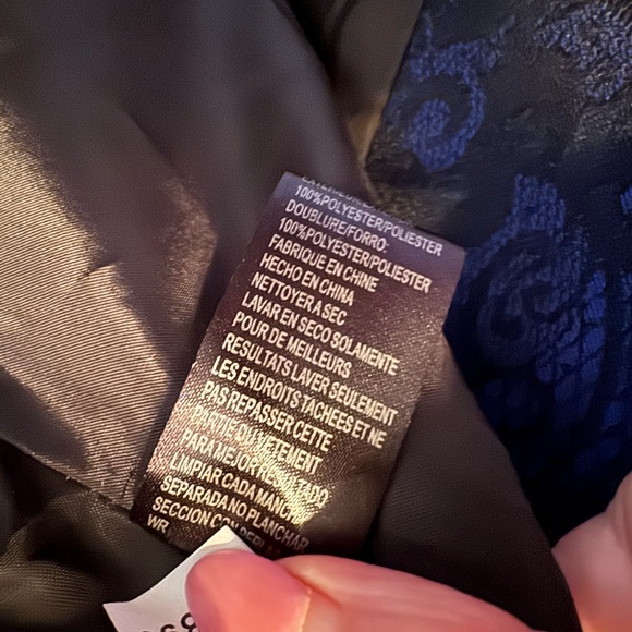 Tahari Women’s Black and Royal Blue with Gems Blazer Size 10 - Picture 8 of 9